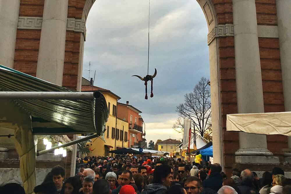 SAN MARTINO, CASTAGNE E VINO! Festa di San Martino o “Fiera dei becchi” a Santarcangelo di Romagna